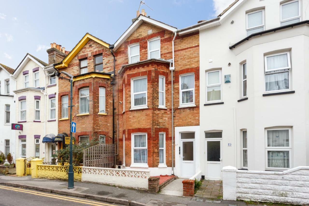 Stylish Town Centre Apartment Close To Beach And Shops Bournemouth Buitenkant foto